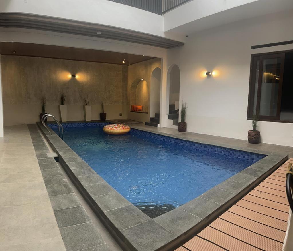 Radja House Cipaku Indah Villa Bandung Exteriör bild