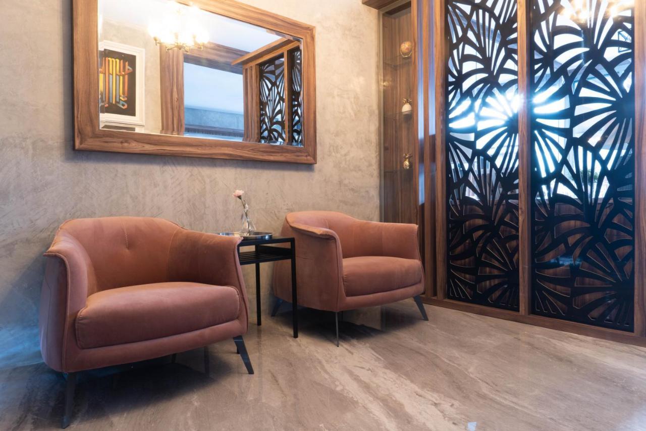 Radja House Cipaku Indah Villa Bandung Exteriör bild